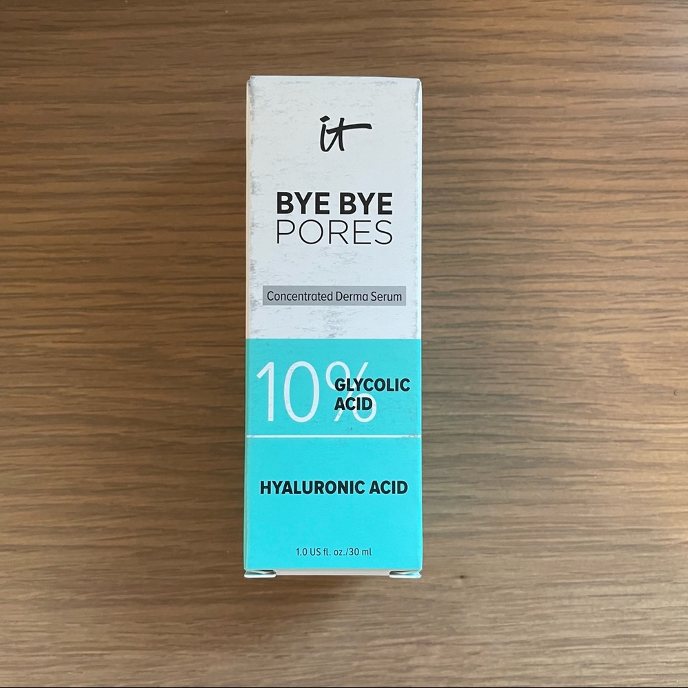 NEW IN BOX - IT Cosmetics Bye Bye Pores Glycolic Acid Serum